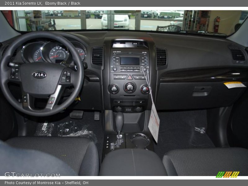 Ebony Black / Black 2011 Kia Sorento LX