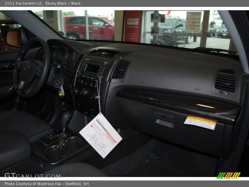 Ebony Black / Black 2011 Kia Sorento LX