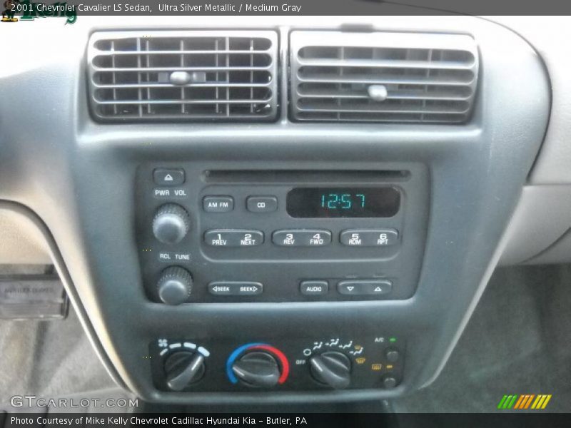 Ultra Silver Metallic / Medium Gray 2001 Chevrolet Cavalier LS Sedan