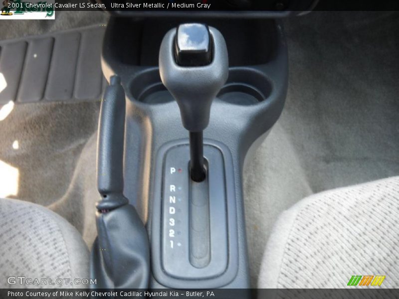 Ultra Silver Metallic / Medium Gray 2001 Chevrolet Cavalier LS Sedan