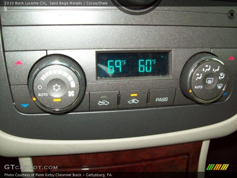 Sand Beige Metallic / Cocoa/Shale 2010 Buick Lucerne CXL