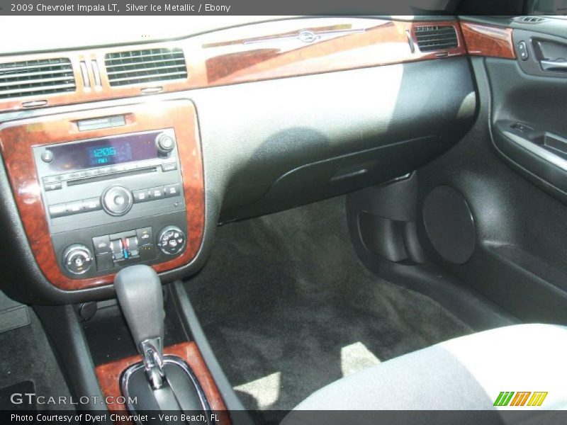 Silver Ice Metallic / Ebony 2009 Chevrolet Impala LT
