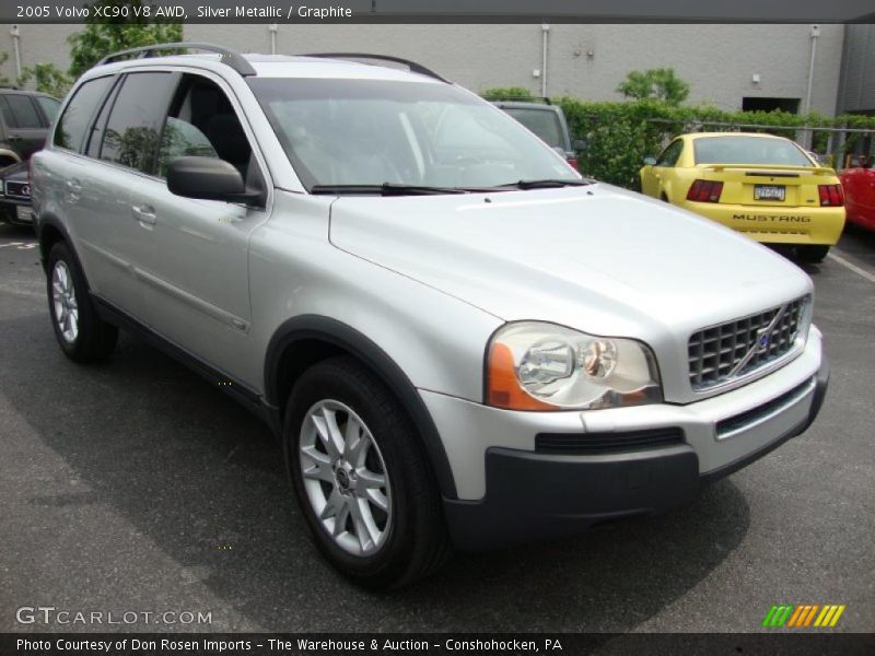 Silver Metallic / Graphite 2005 Volvo XC90 V8 AWD