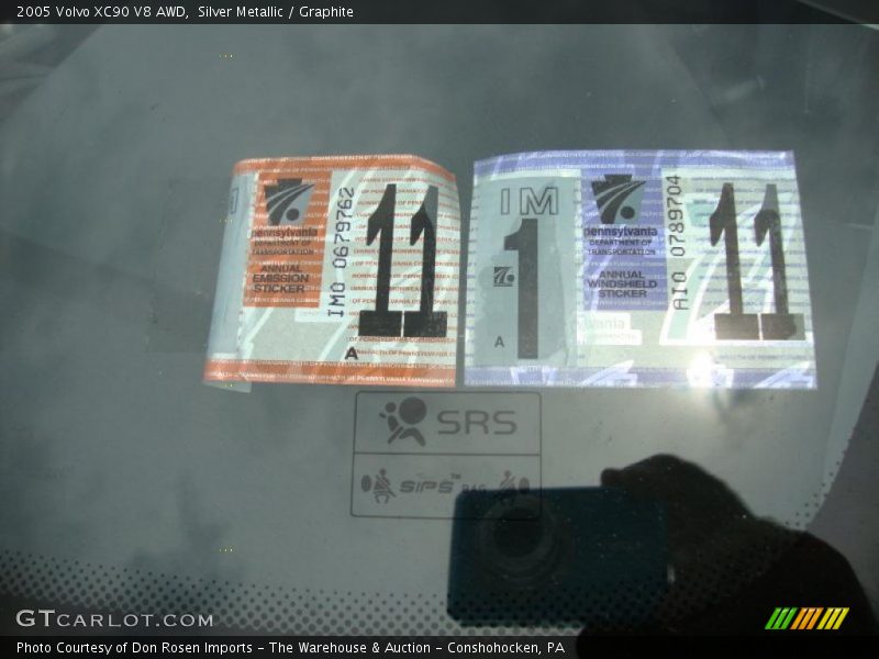 Silver Metallic / Graphite 2005 Volvo XC90 V8 AWD
