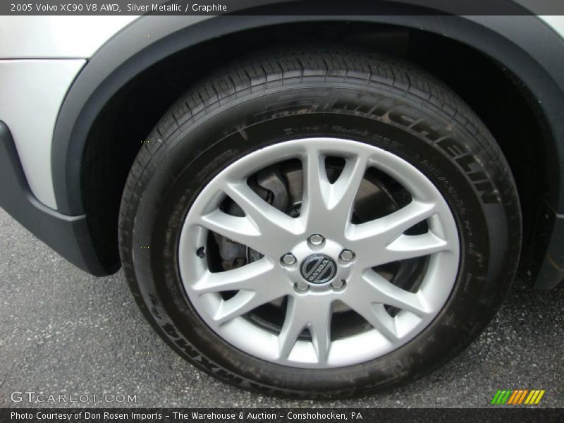 Silver Metallic / Graphite 2005 Volvo XC90 V8 AWD