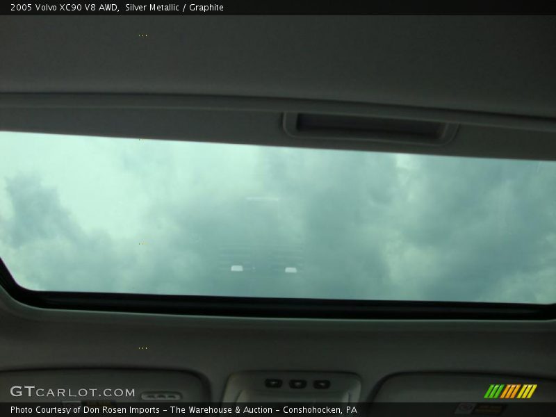 Silver Metallic / Graphite 2005 Volvo XC90 V8 AWD