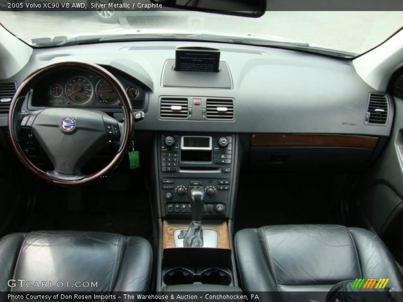 Silver Metallic / Graphite 2005 Volvo XC90 V8 AWD