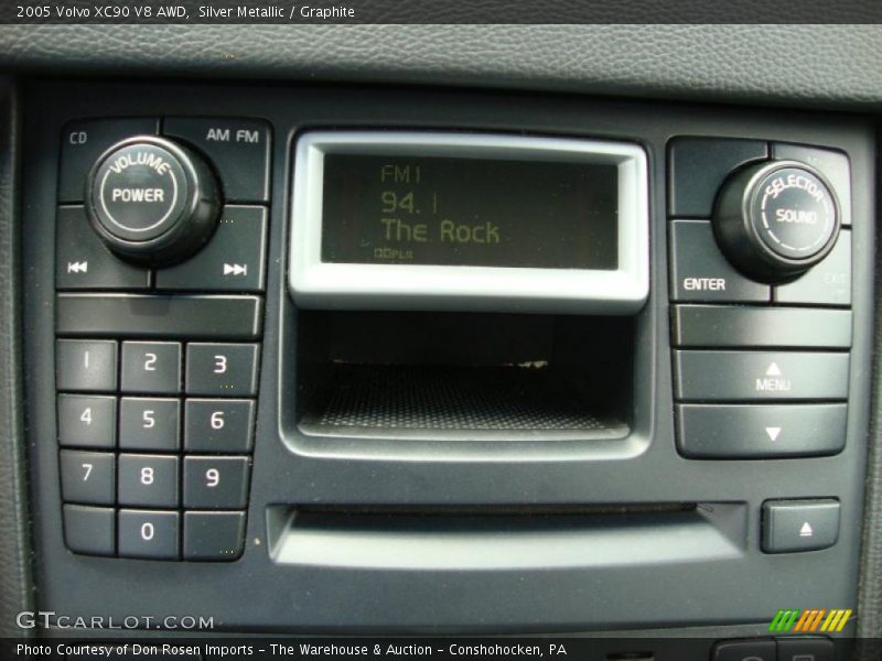 Silver Metallic / Graphite 2005 Volvo XC90 V8 AWD