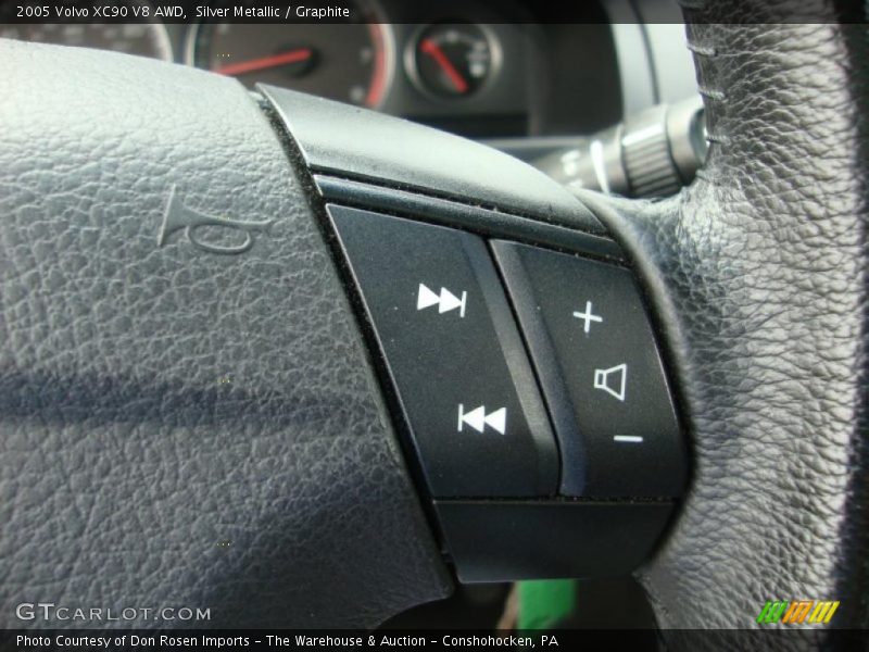 Silver Metallic / Graphite 2005 Volvo XC90 V8 AWD