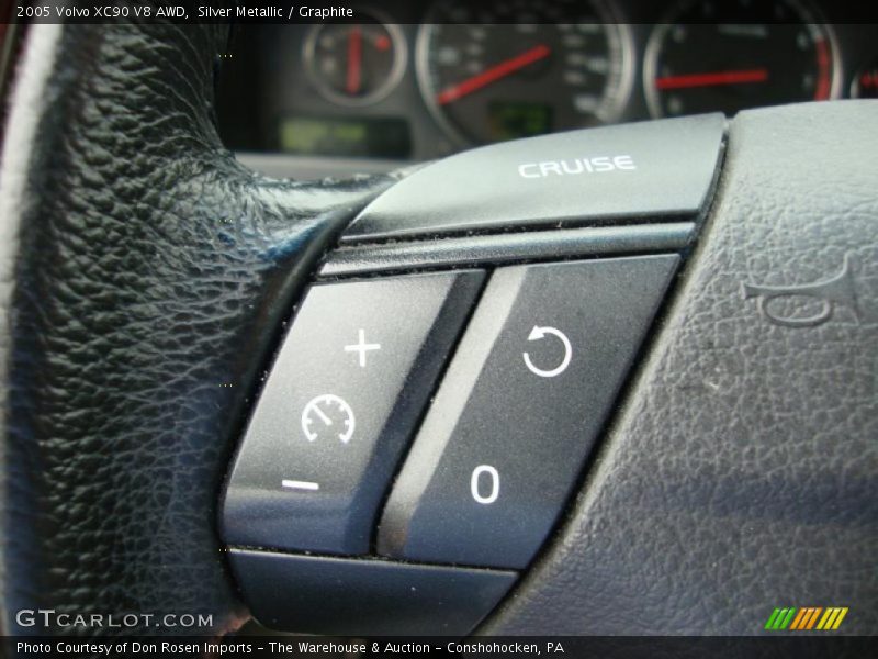 Silver Metallic / Graphite 2005 Volvo XC90 V8 AWD