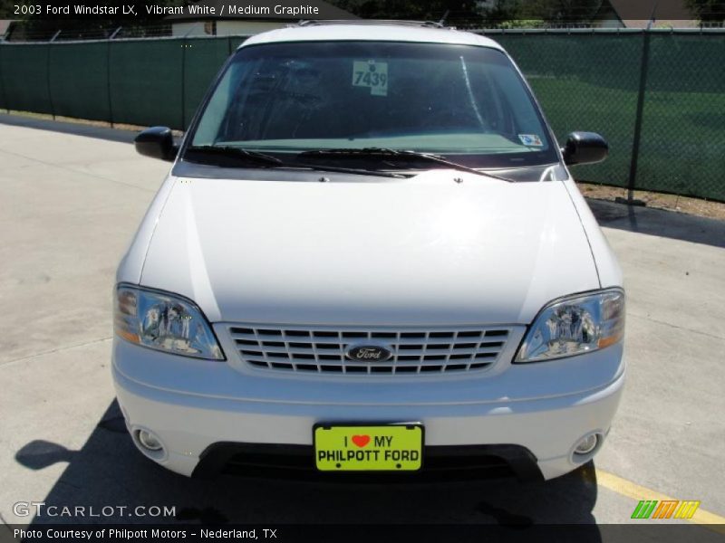 Vibrant White / Medium Graphite 2003 Ford Windstar LX