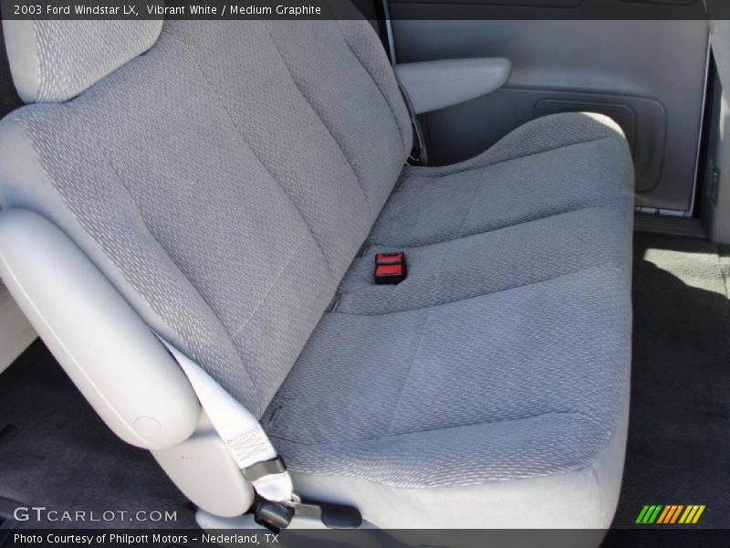 Vibrant White / Medium Graphite 2003 Ford Windstar LX