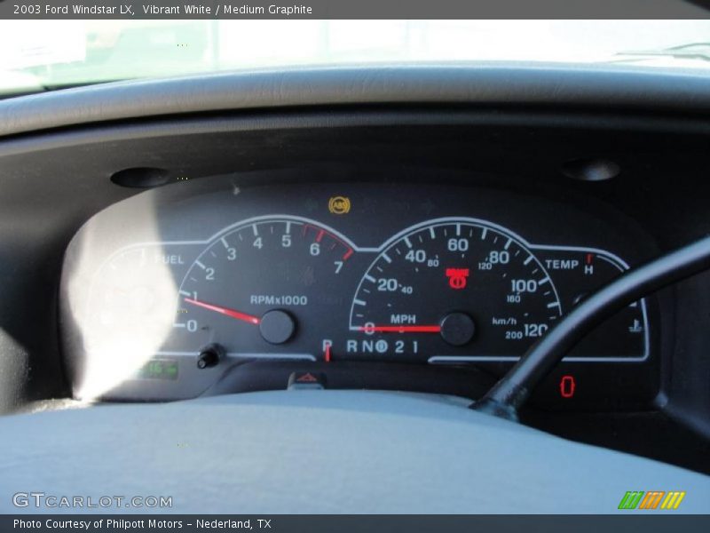 Vibrant White / Medium Graphite 2003 Ford Windstar LX