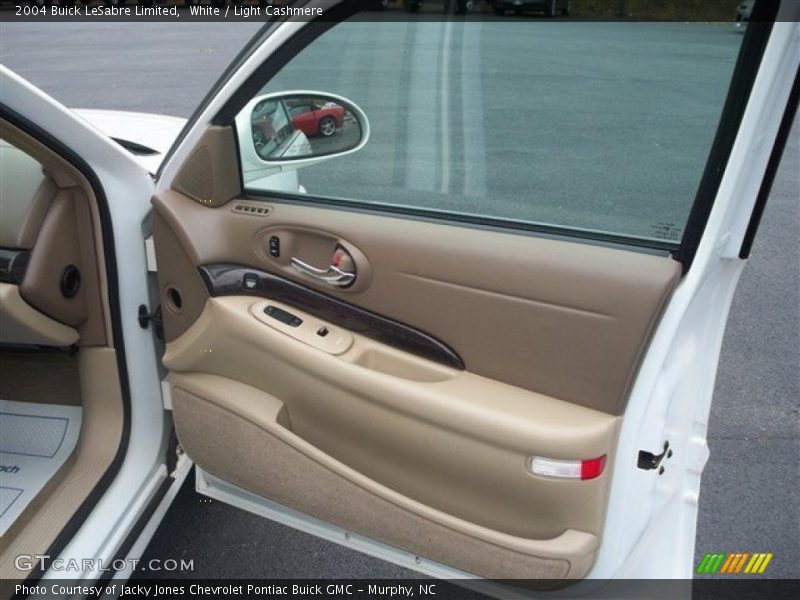 White / Light Cashmere 2004 Buick LeSabre Limited