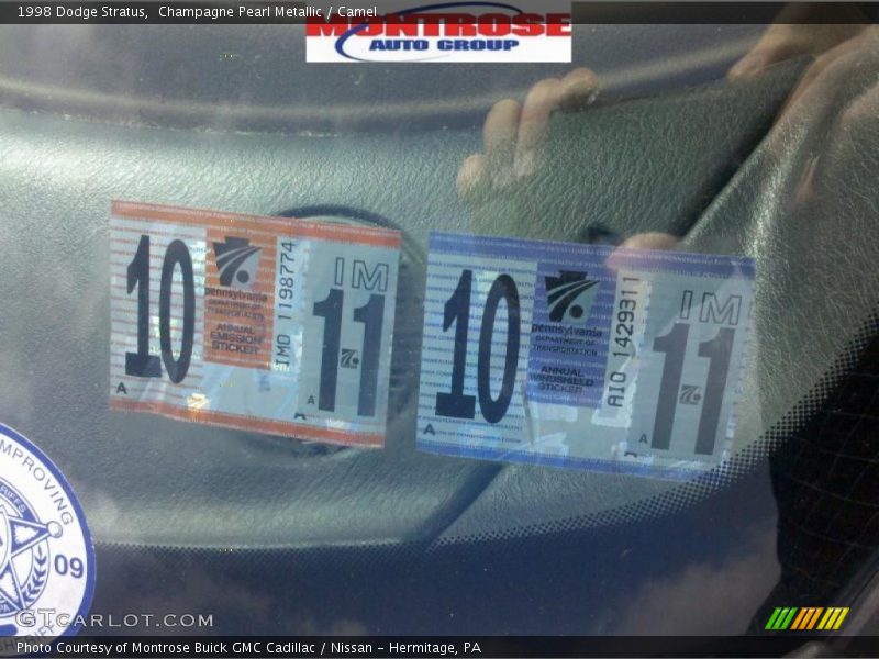 Champagne Pearl Metallic / Camel 1998 Dodge Stratus