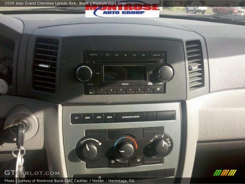 Black / Medium Slate Gray 2006 Jeep Grand Cherokee Laredo 4x4