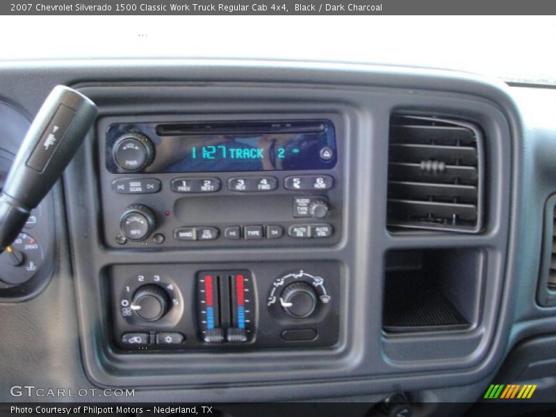 Black / Dark Charcoal 2007 Chevrolet Silverado 1500 Classic Work Truck Regular Cab 4x4