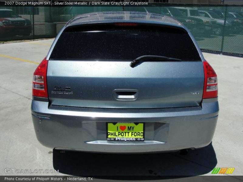 Silver Steel Metallic / Dark Slate Gray/Light Graystone 2007 Dodge Magnum SXT