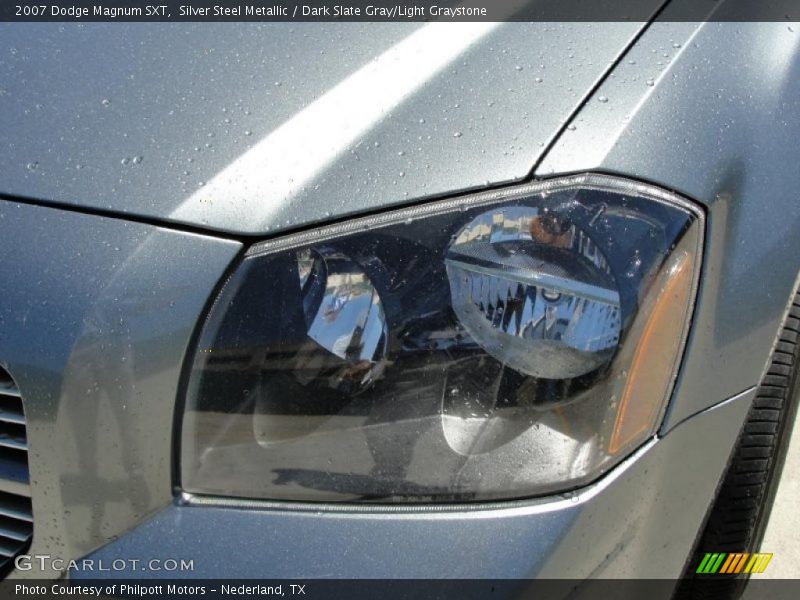 Silver Steel Metallic / Dark Slate Gray/Light Graystone 2007 Dodge Magnum SXT