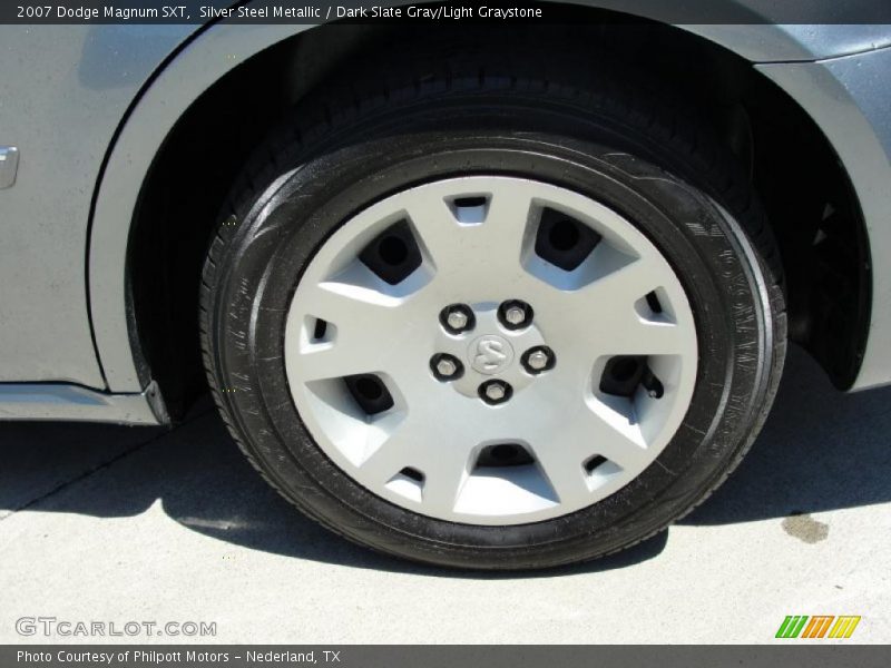 Silver Steel Metallic / Dark Slate Gray/Light Graystone 2007 Dodge Magnum SXT