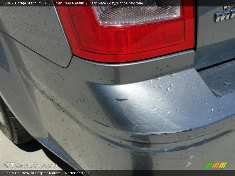 Silver Steel Metallic / Dark Slate Gray/Light Graystone 2007 Dodge Magnum SXT