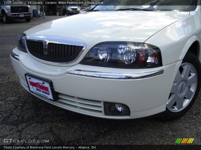 Ceramic White Pearlescent / Shale/Dove 2005 Lincoln LS V6 Luxury