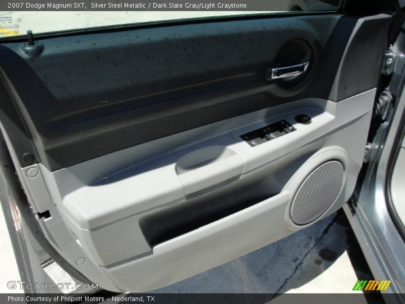 Silver Steel Metallic / Dark Slate Gray/Light Graystone 2007 Dodge Magnum SXT