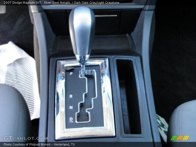 Silver Steel Metallic / Dark Slate Gray/Light Graystone 2007 Dodge Magnum SXT