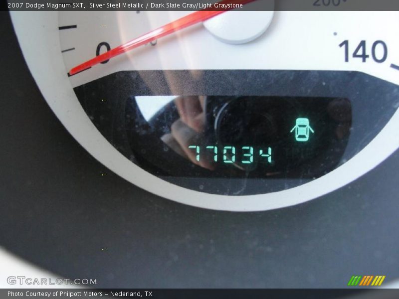 Silver Steel Metallic / Dark Slate Gray/Light Graystone 2007 Dodge Magnum SXT