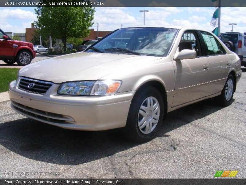Cashmere Beige Metallic / Oak 2001 Toyota Camry LE
