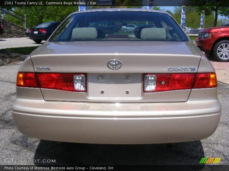 Cashmere Beige Metallic / Oak 2001 Toyota Camry LE