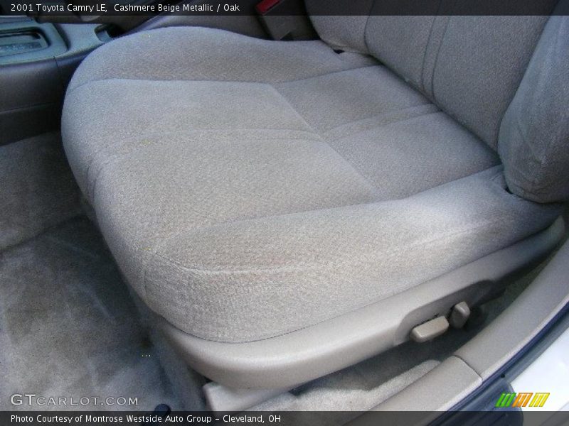 Cashmere Beige Metallic / Oak 2001 Toyota Camry LE