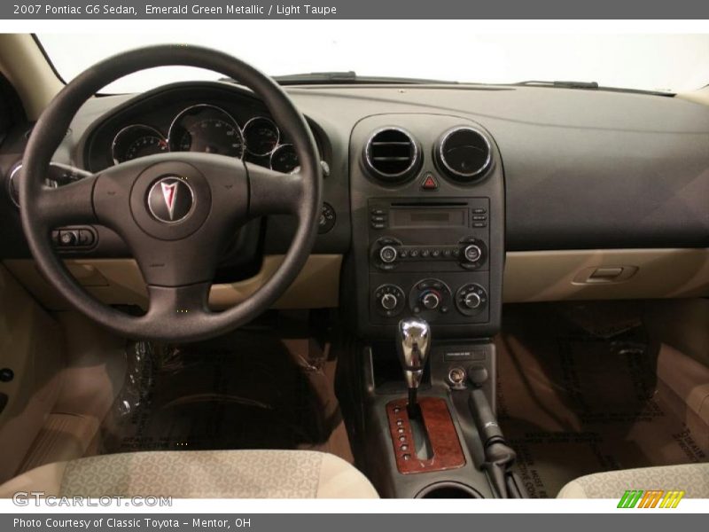 Emerald Green Metallic / Light Taupe 2007 Pontiac G6 Sedan