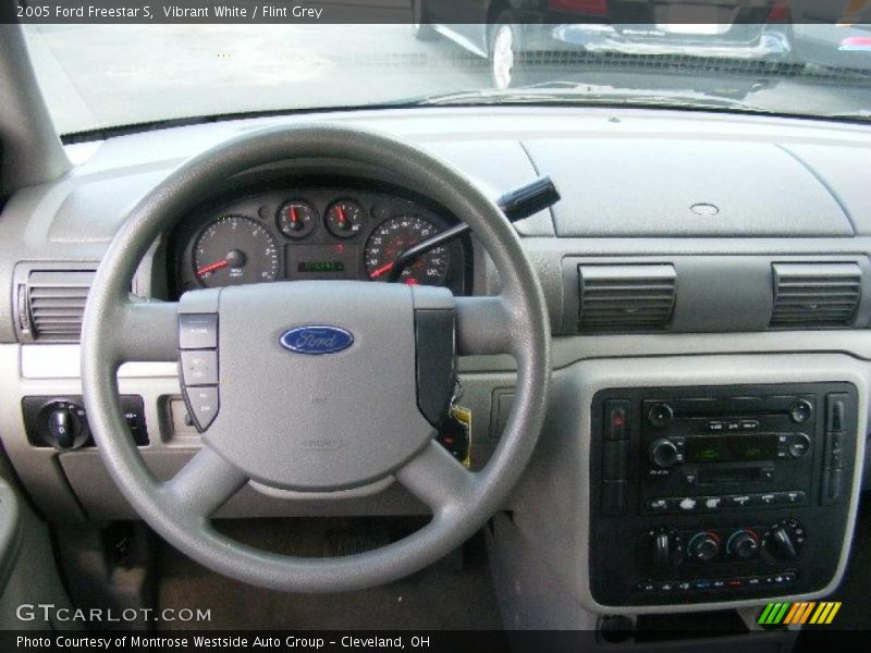 Vibrant White / Flint Grey 2005 Ford Freestar S