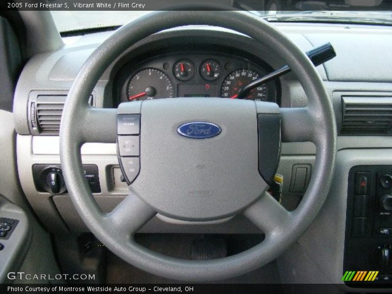 Vibrant White / Flint Grey 2005 Ford Freestar S