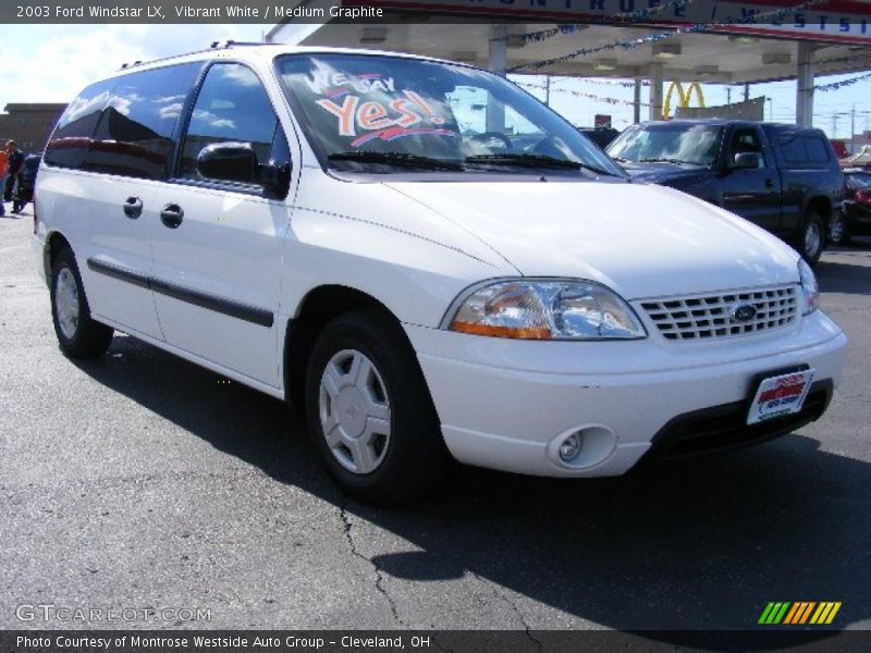 Vibrant White / Medium Graphite 2003 Ford Windstar LX