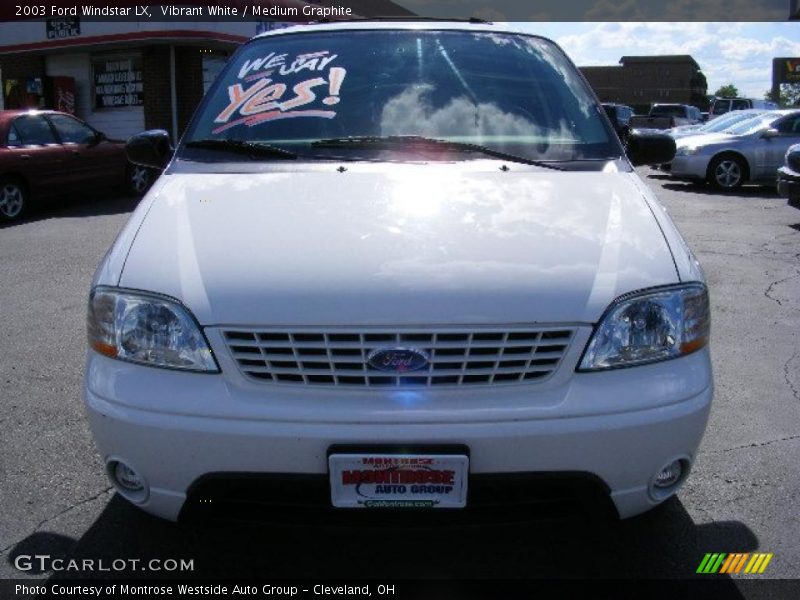 Vibrant White / Medium Graphite 2003 Ford Windstar LX