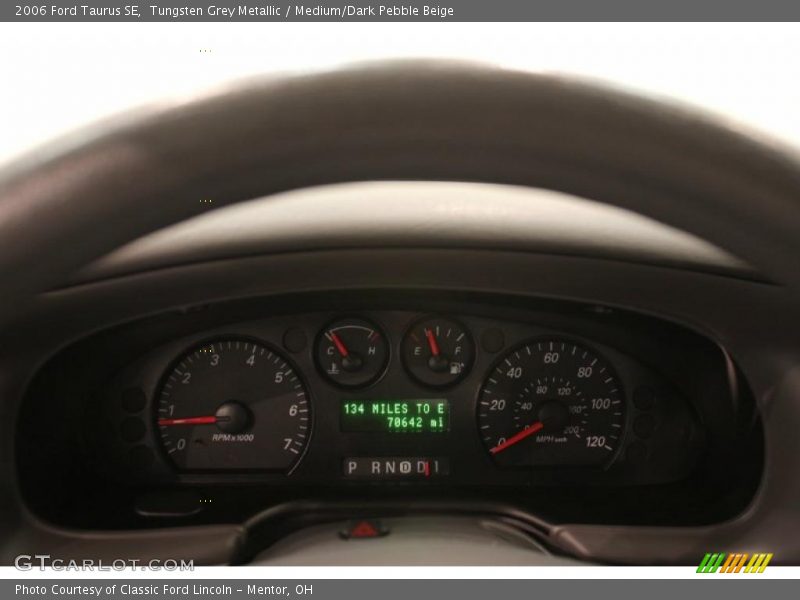 Tungsten Grey Metallic / Medium/Dark Pebble Beige 2006 Ford Taurus SE