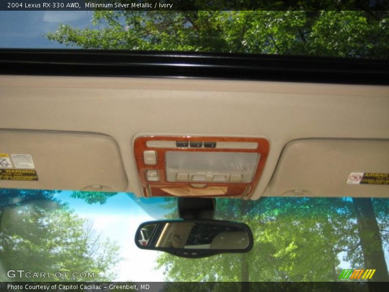 Millinnium Silver Metallic / Ivory 2004 Lexus RX 330 AWD