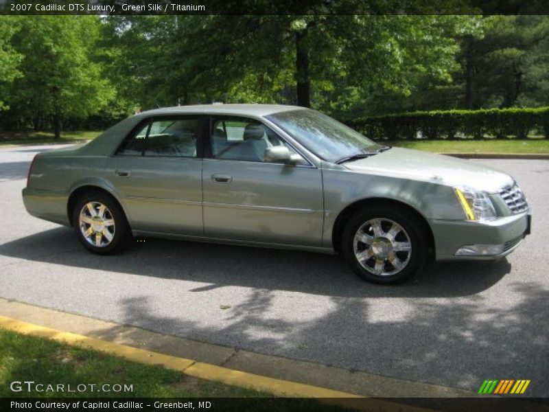 Green Silk / Titanium 2007 Cadillac DTS Luxury