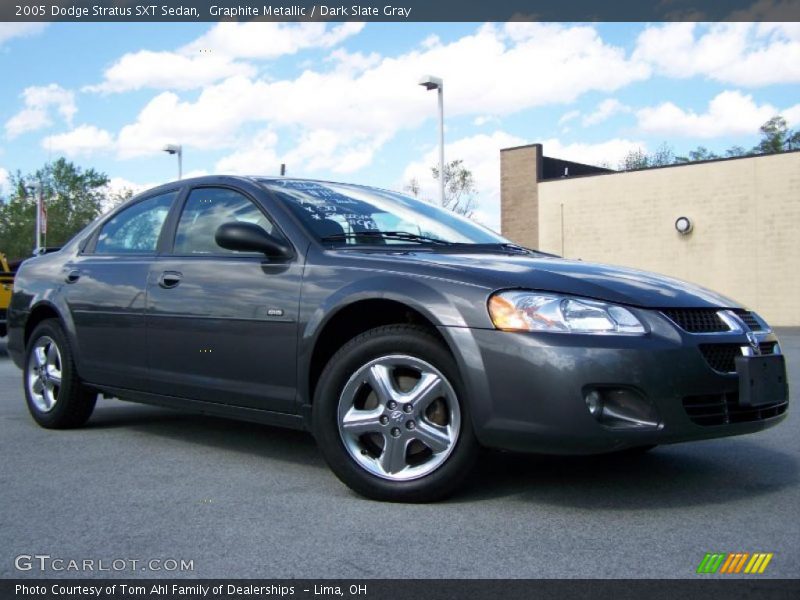 Graphite Metallic / Dark Slate Gray 2005 Dodge Stratus SXT Sedan