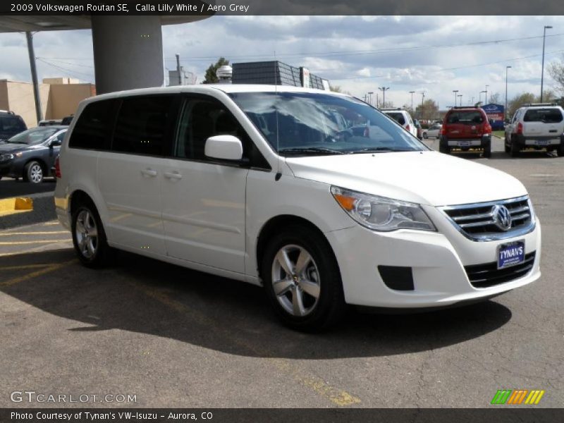 Calla Lilly White / Aero Grey 2009 Volkswagen Routan SE