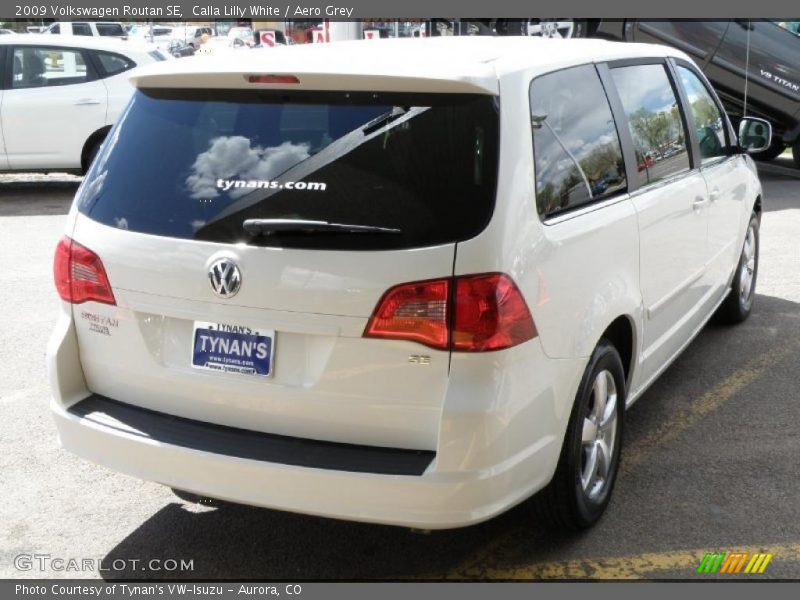 Calla Lilly White / Aero Grey 2009 Volkswagen Routan SE