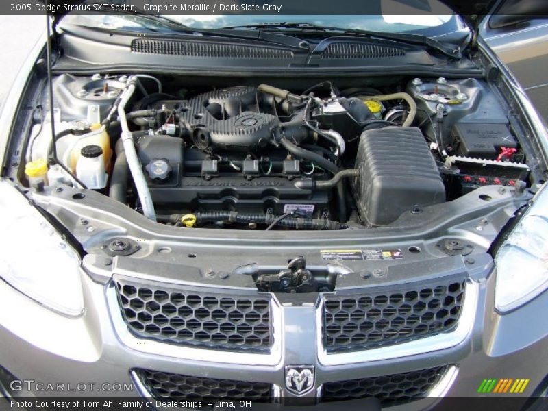 Graphite Metallic / Dark Slate Gray 2005 Dodge Stratus SXT Sedan