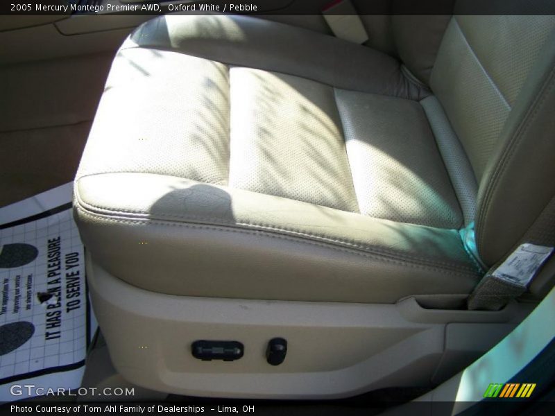 Oxford White / Pebble 2005 Mercury Montego Premier AWD