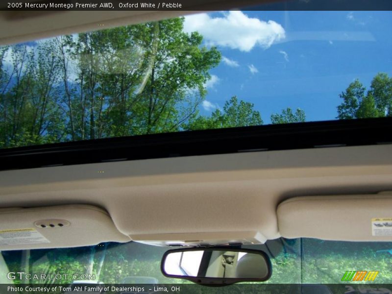 Oxford White / Pebble 2005 Mercury Montego Premier AWD