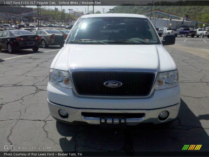 Oxford White / Medium Flint 2007 Ford F150 XLT Regular Cab