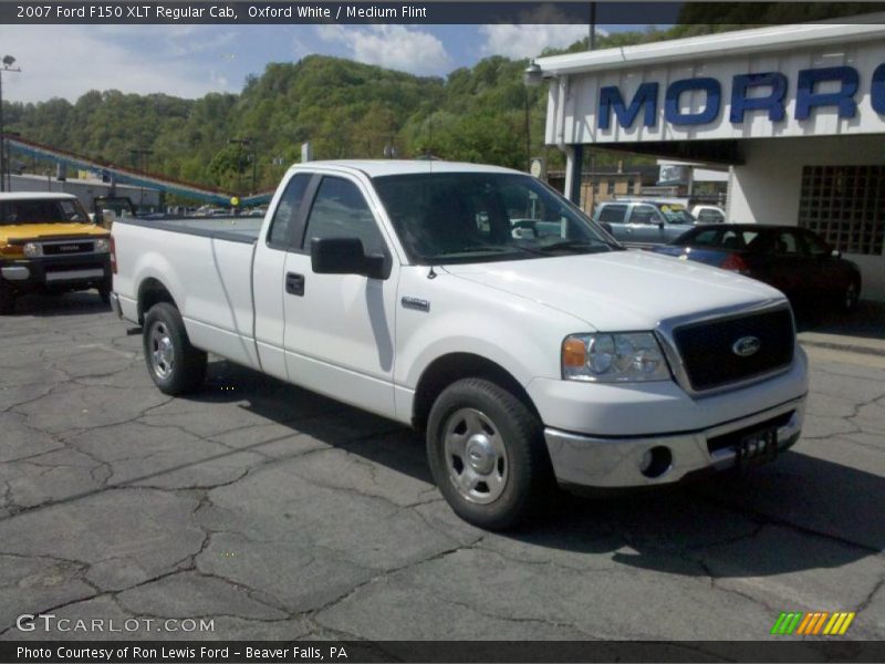 Oxford White / Medium Flint 2007 Ford F150 XLT Regular Cab