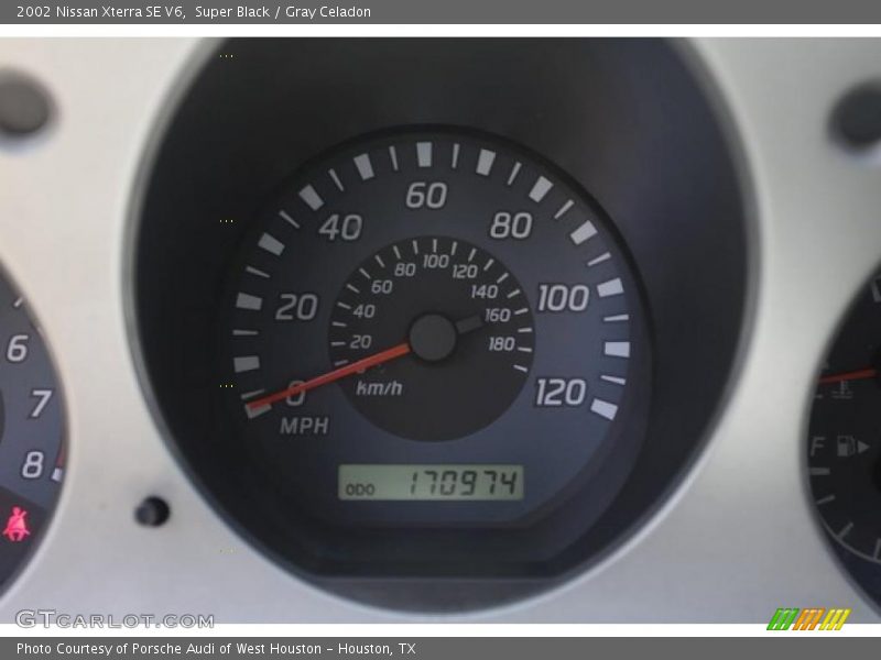 Super Black / Gray Celadon 2002 Nissan Xterra SE V6