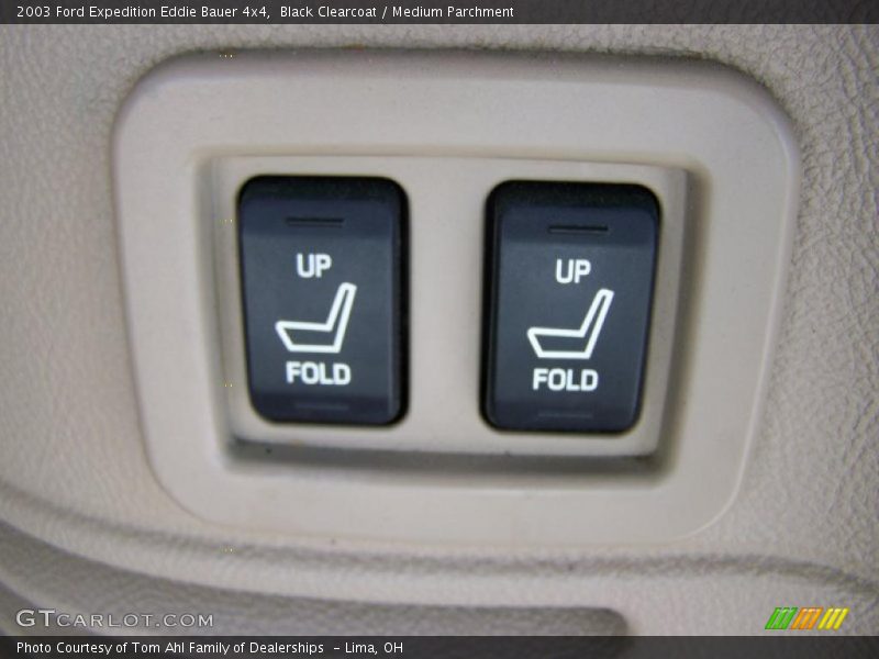 Black Clearcoat / Medium Parchment 2003 Ford Expedition Eddie Bauer 4x4